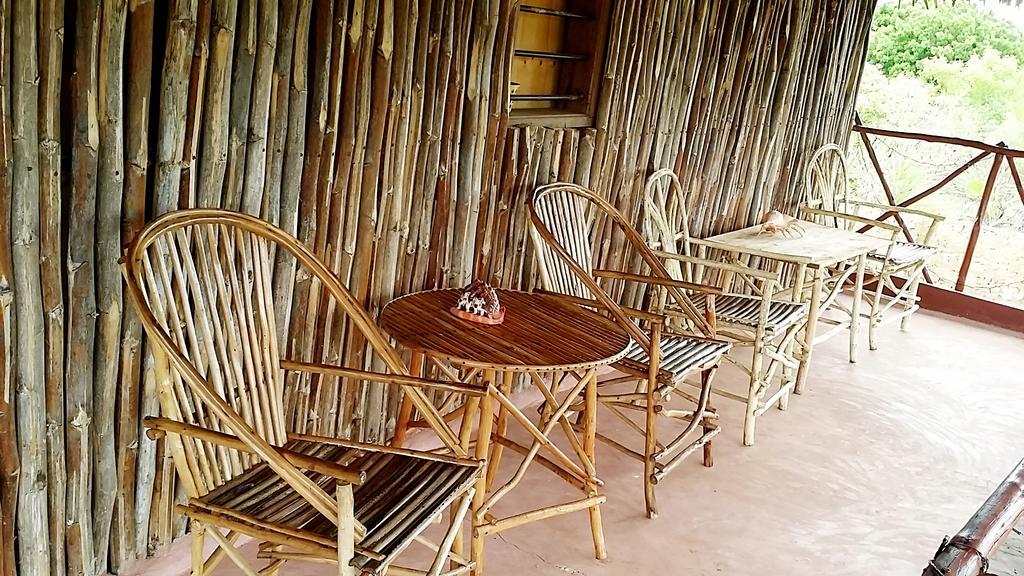 Diani Hostel Diani Beach Buitenkant foto