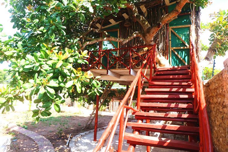Diani Hostel Diani Beach Buitenkant foto